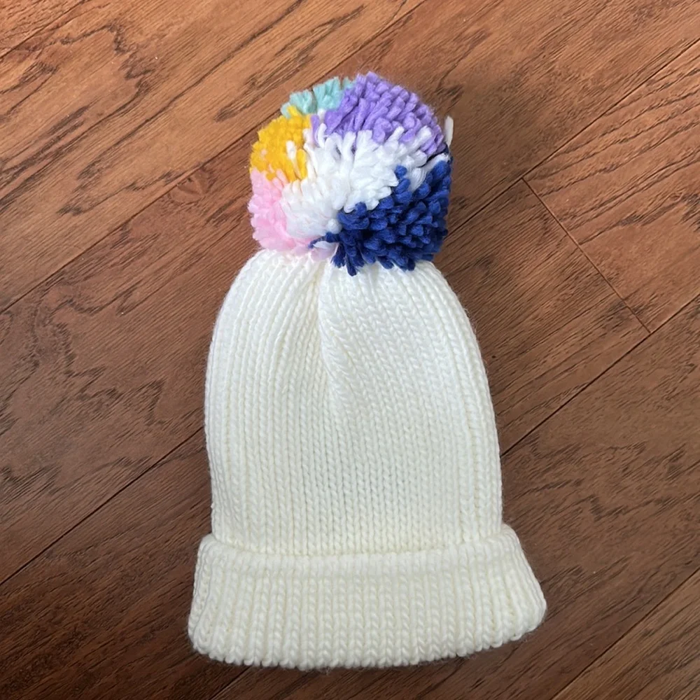 NWOT mixed yarn colorful Pom Pom white knit beanie winter hat